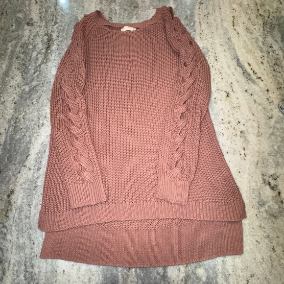 Altar'd State Sweaters - Altar'd State Women's Large Cable Knit Sweater Coral Pink Cold Shoulder